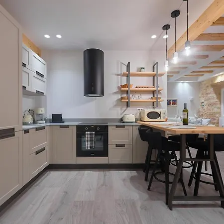 Апартаменты Corfu Venetian Luxury Corfu (city)